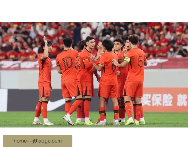 中国男足锁定18强赛阵型 双前锋战术或成制胜关键 中国男足锁定18强赛阵型 双前锋战术或成制胜关键